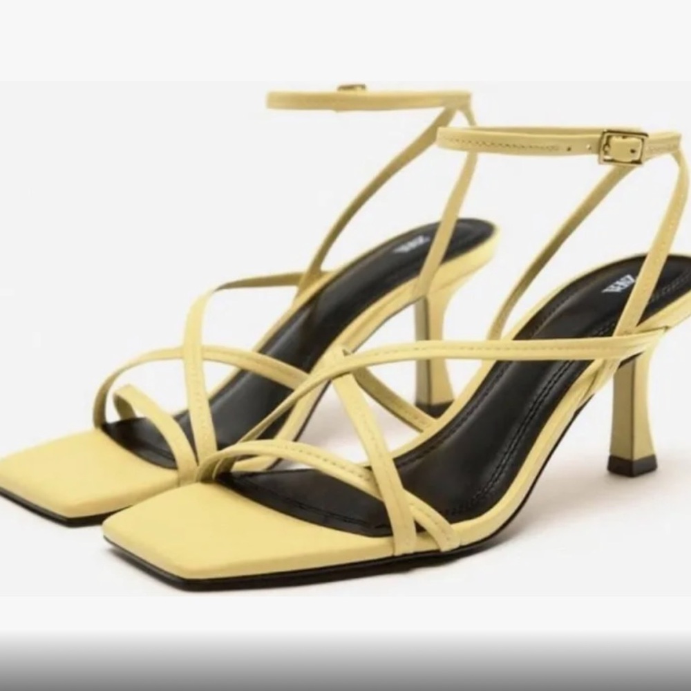 NWT Zara Yellow Strappy Heels